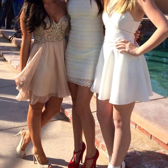 Prom dress - Picture 5 of 5